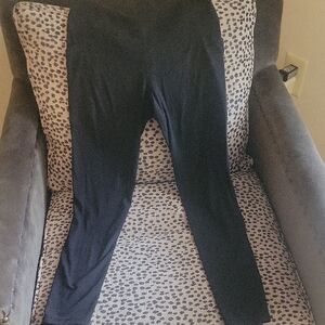 Athleta Black Salutation Stash Tights